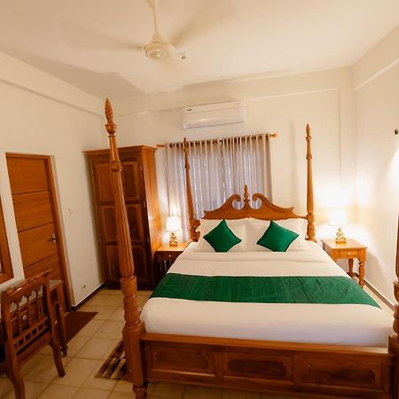 Seacoast Inn Fortkochi Fort Kochi Екстериор снимка