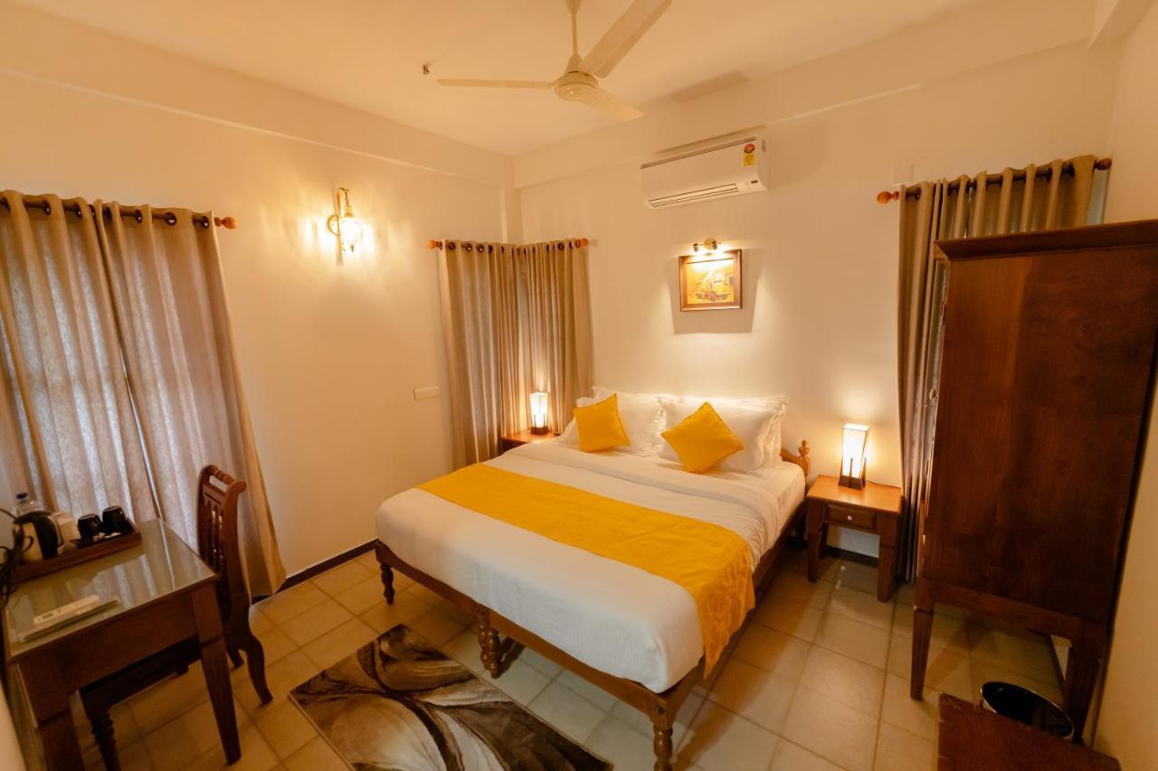 Seacoast Inn Fortkochi Fort Kochi Екстериор снимка