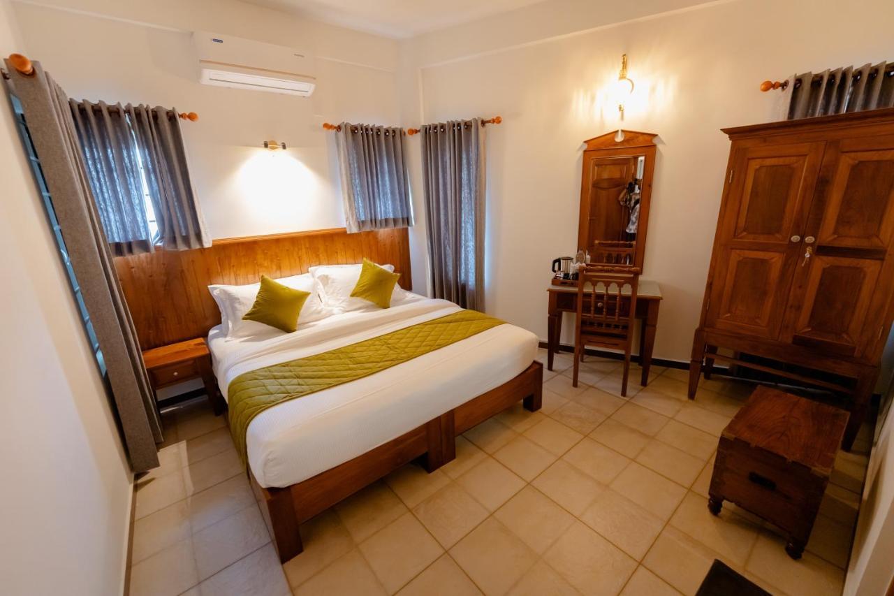 Seacoast Inn Fortkochi Fort Kochi Екстериор снимка