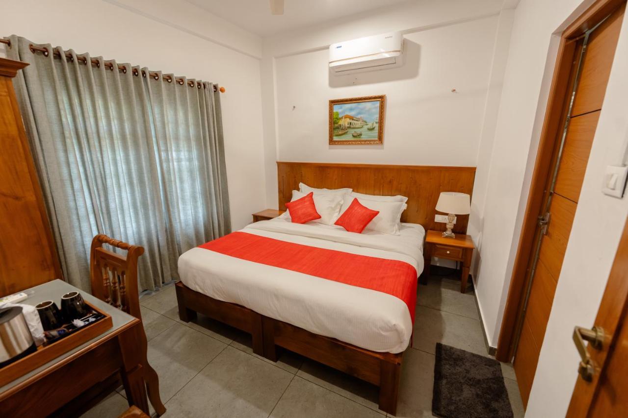 Seacoast Inn Fortkochi Fort Kochi Екстериор снимка