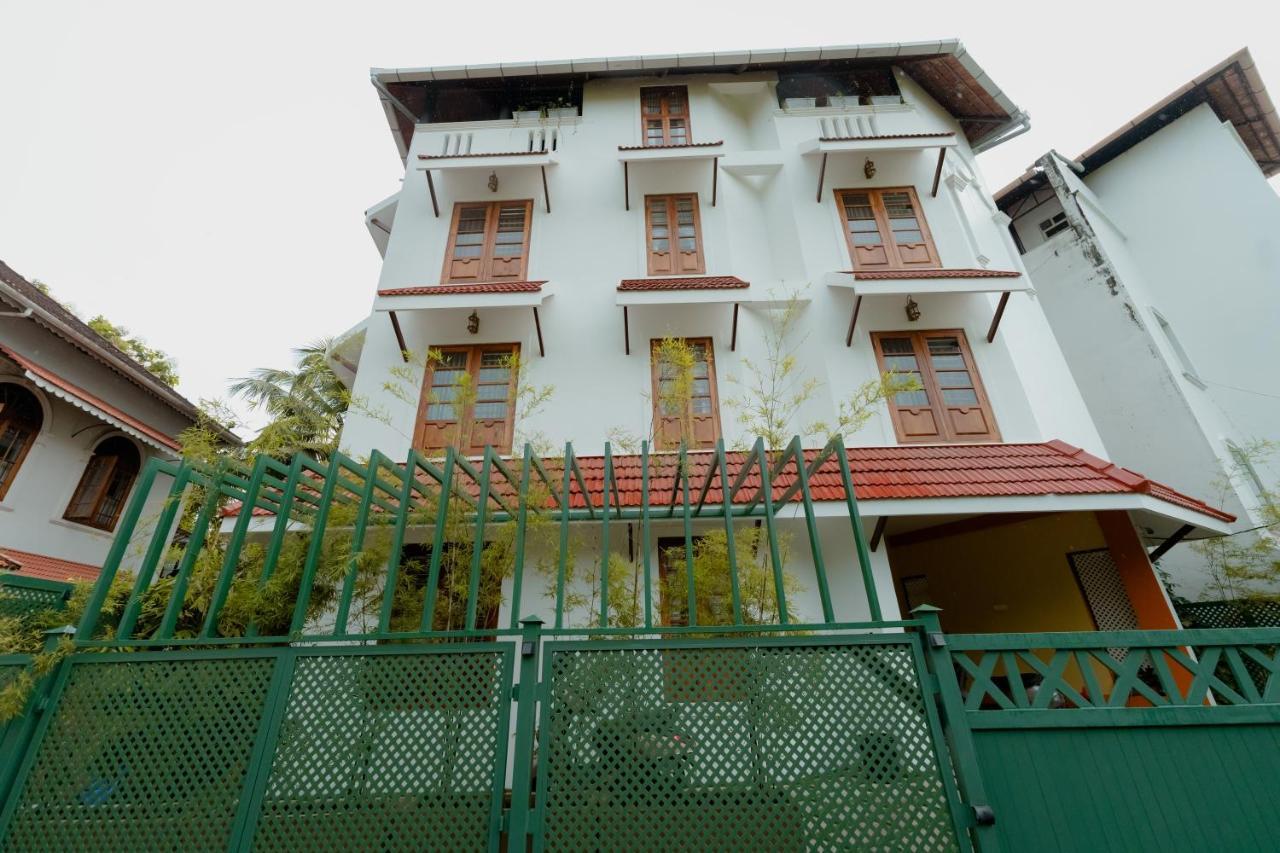 Seacoast Inn Fortkochi Fort Kochi Екстериор снимка