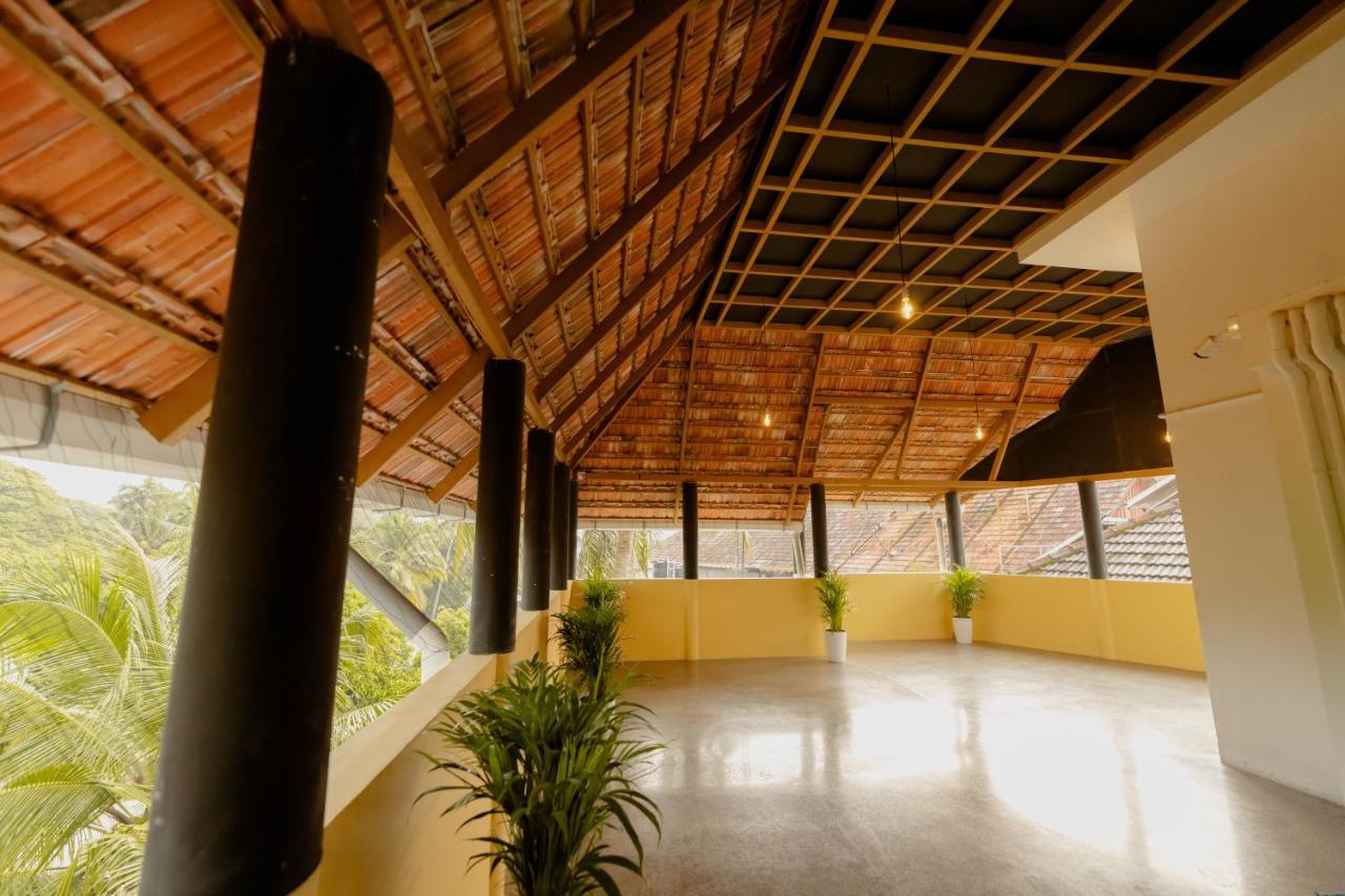Seacoast Inn Fortkochi Fort Kochi Екстериор снимка